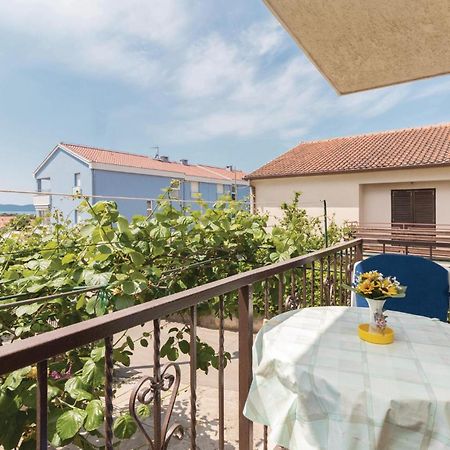 Nice Apartment In Zadar With Wifi Luaran gambar