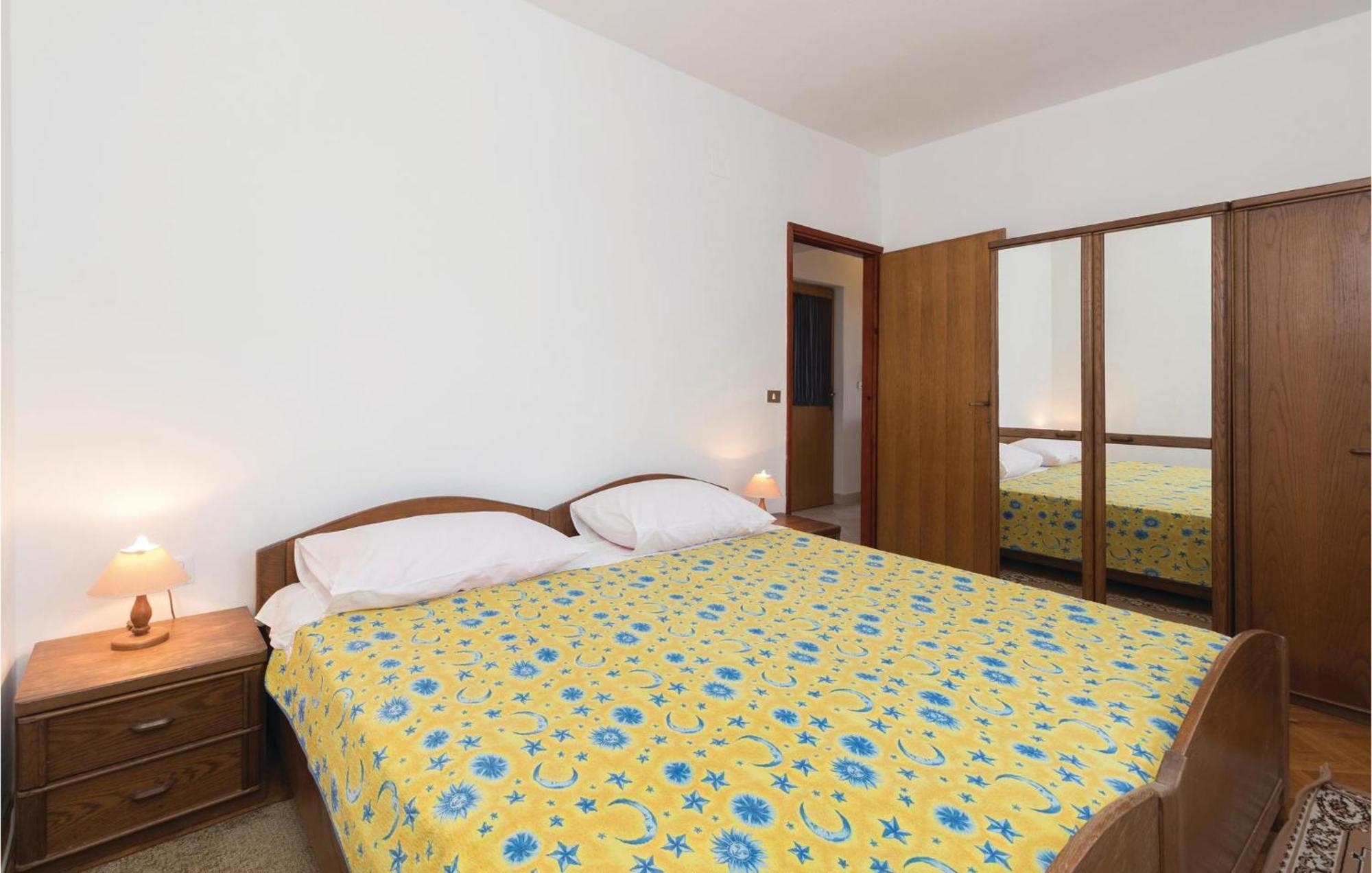 Nice Apartment In Zadar With Wifi Luaran gambar
