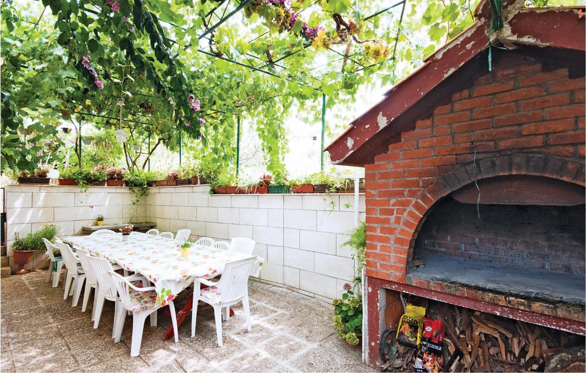 Nice Apartment In Zadar With Wifi Luaran gambar